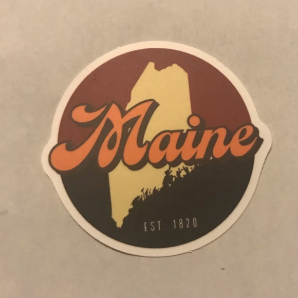 Maine Matte Finish PVC Removable Waterproof Decor Accent St… - Picture 4 of 9